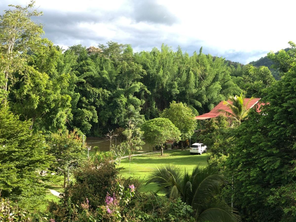 Baanrai Khunya บ้านไร่คุณย่า Ban Huai Maenam Noi Exterior foto