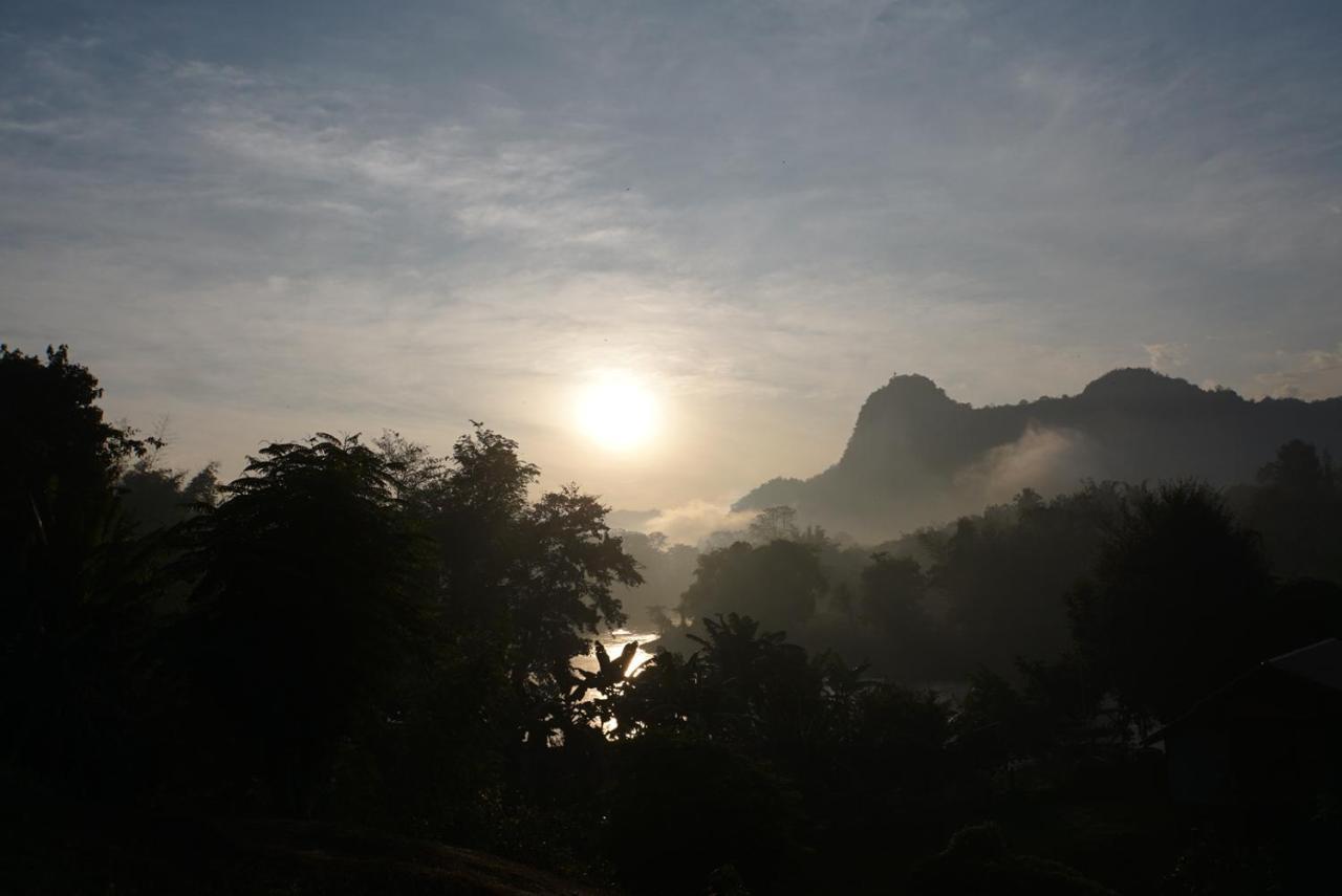Baanrai Khunya บ้านไร่คุณย่า Ban Huai Maenam Noi Exterior foto