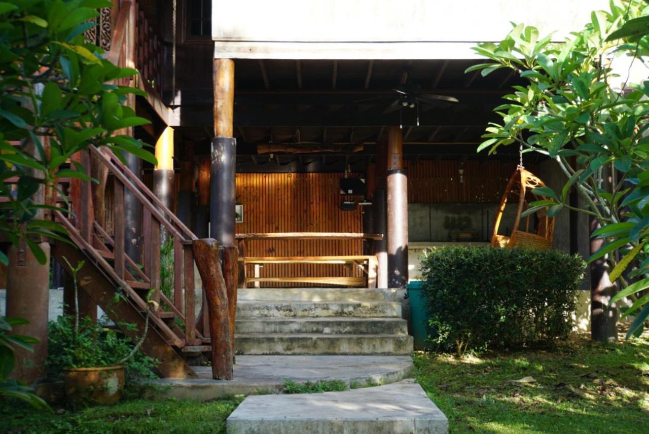 Baanrai Khunya บ้านไร่คุณย่า Ban Huai Maenam Noi Exterior foto