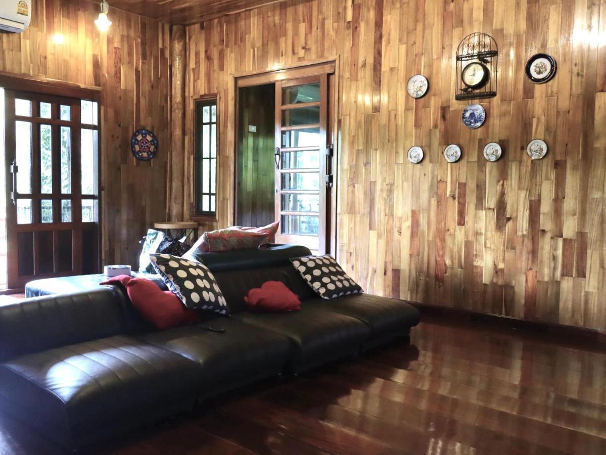 Baanrai Khunya บ้านไร่คุณย่า Ban Huai Maenam Noi Exterior foto